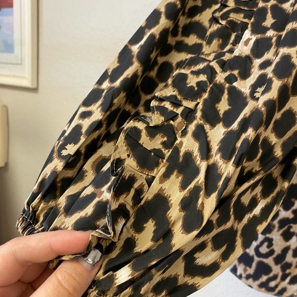 J. Crew Ruffle-Sleeve Top in Leopard Black Brown Size 3X - Picture 9 of 13